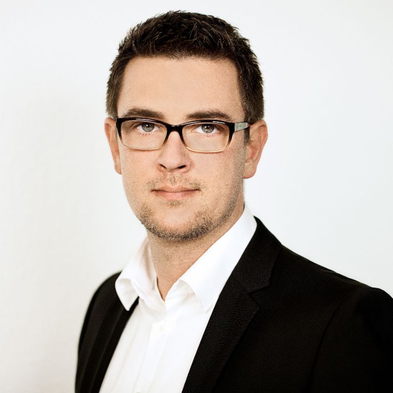 Felix Beutler, Senior Manager International Business Development at the EOS Cross-border Center.