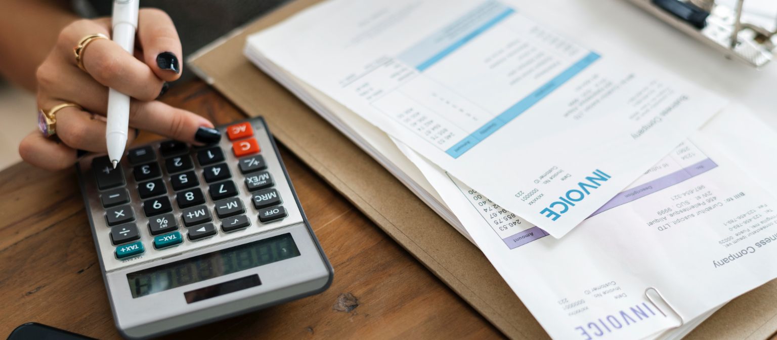 It is important for business owners to react quickly to payment delays and defaults on the part of their customers.