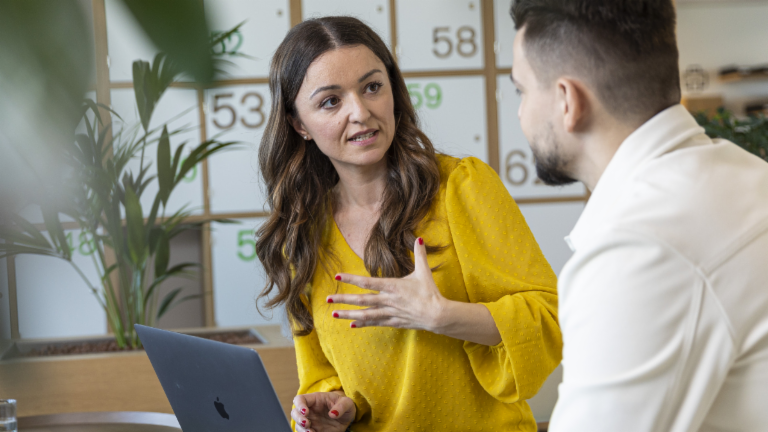 ESG: EOS has a clear agenda for environmentally conscious and socially responsible action. Corporate Responsibility experts see to it that the strategy is being implemented in the national companies.